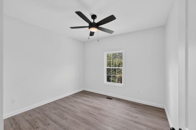 171 Coley Ct, Lafayette, TN 37083