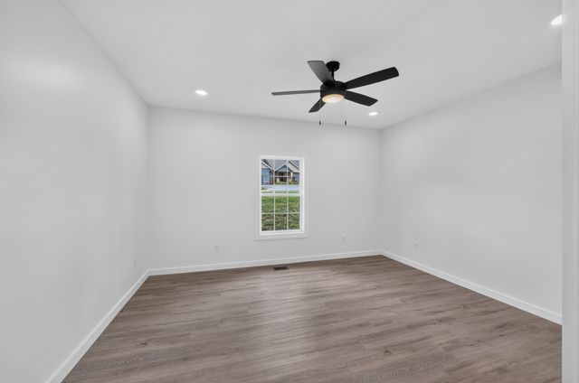 171 Coley Ct, Lafayette, TN 37083