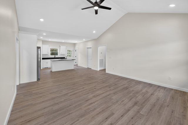 171 Coley Ct, Lafayette, TN 37083