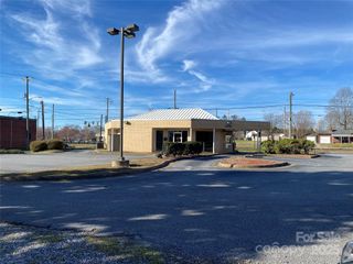 425 Main Street, Hudson, NC 28638