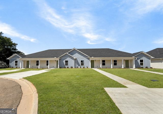 315 Airman Blvd, Warner Robins, GA 31088
