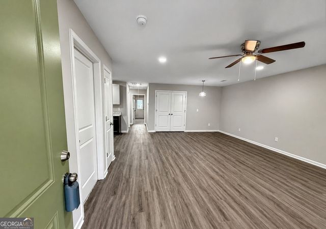 315 Airman Blvd, Warner Robins, GA 31088