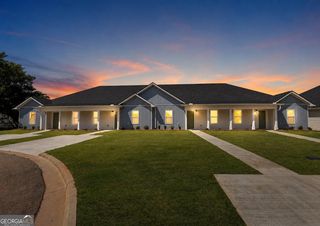 315 Airman Blvd, Warner Robins, GA 31088