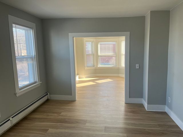 159 E Central 2nd FL, Franklin, MA 02038