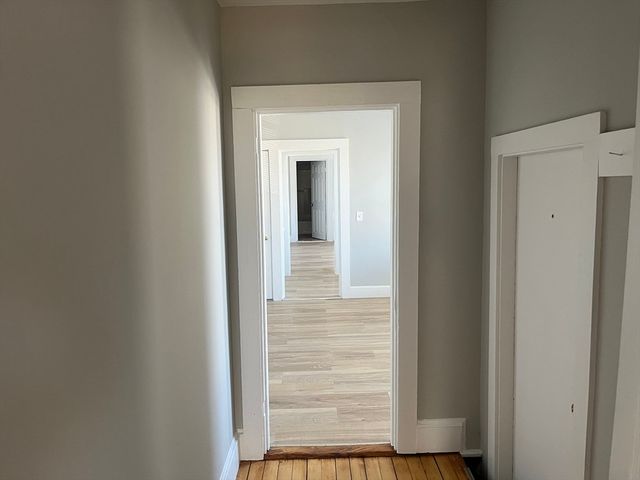 159 E Central 2nd FL, Franklin, MA 02038