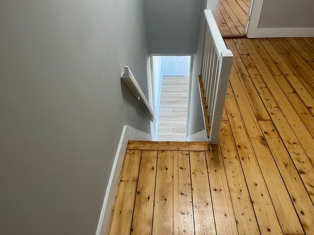 159 E Central 2nd FL, Franklin, MA 02038