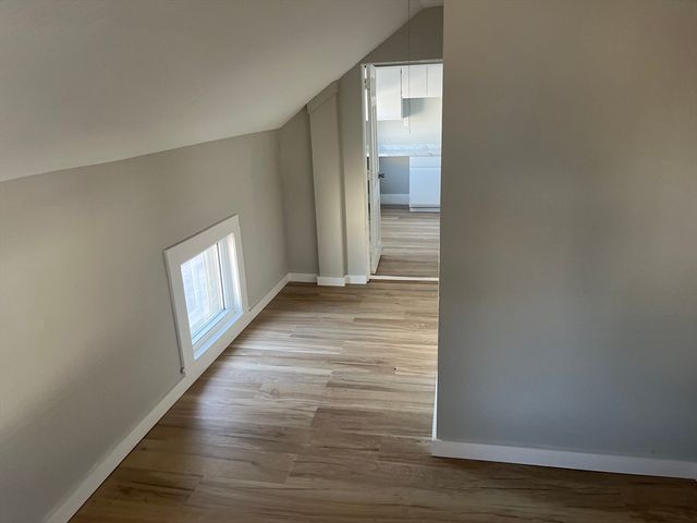 159 E Central 2nd FL, Franklin, MA 02038
