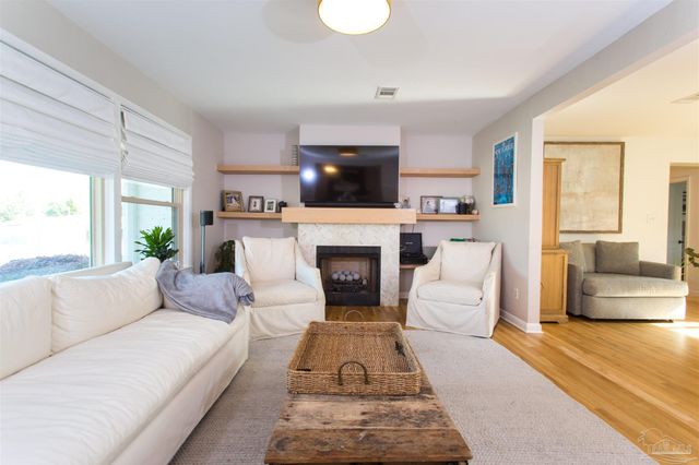 4170 Aiken Rd, Pensacola, FL 32504