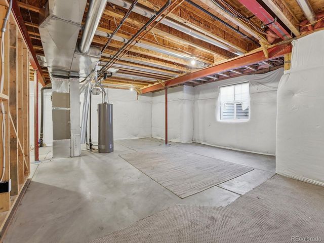 22062 E Irish Dr, Aurora, CO 80016