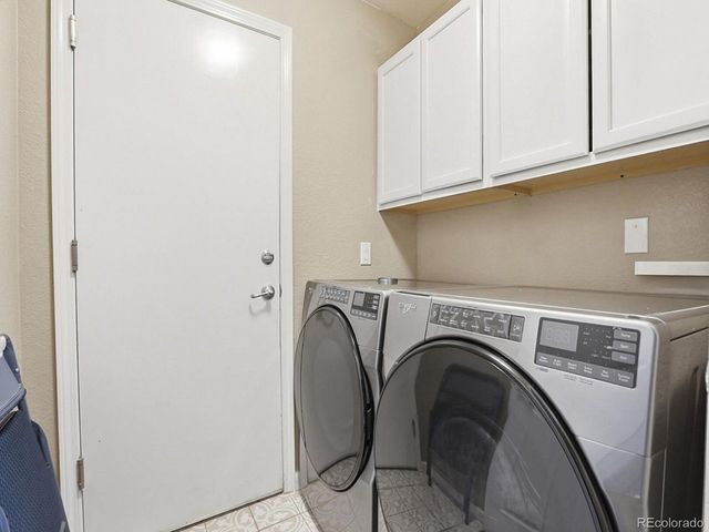 22062 E Irish Dr, Aurora, CO 80016