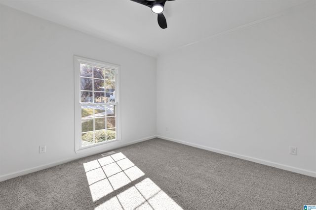 652 E OAK DRIVE, Trussville, AL 35173