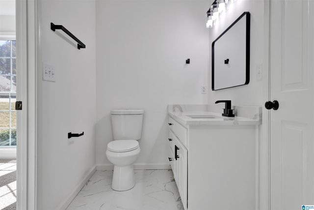 652 E OAK DRIVE, Trussville, AL 35173