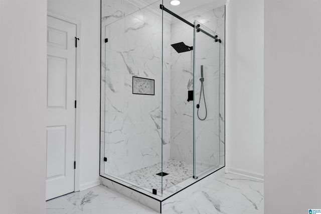 652 E OAK DRIVE, Trussville, AL 35173