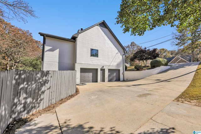 652 E OAK DRIVE, Trussville, AL 35173