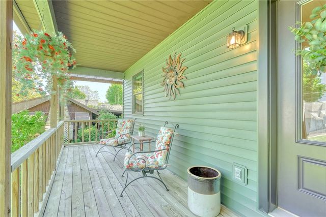 2152 1st Avenue, Ontario, NY 14519