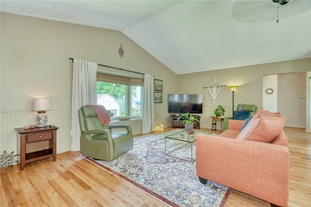 2152 1st Avenue, Ontario, NY 14519