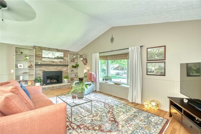 2152 1st Avenue, Ontario, NY 14519