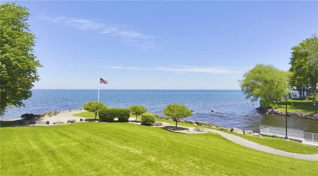 2152 1st Avenue, Ontario, NY 14519