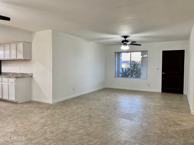 2121 W SEQUOIA Drive, Phoenix, AZ 85027