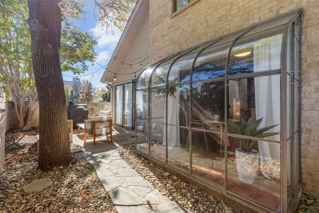 4715 Collinwood Avenue, Fort Worth, TX 76107