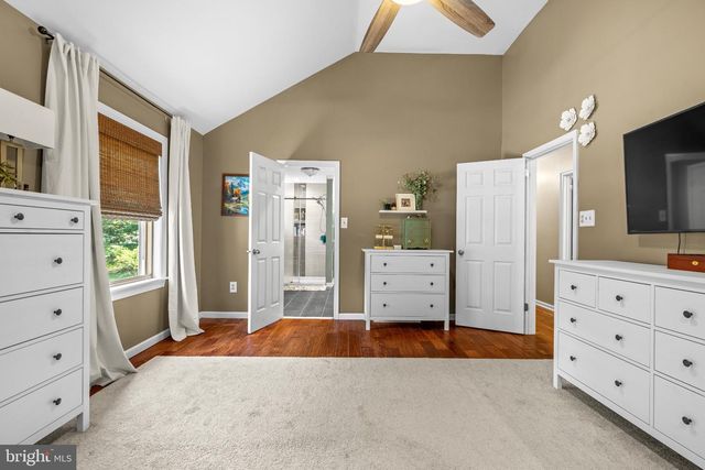 73 DO JAN DR, Pottstown, PA 19465