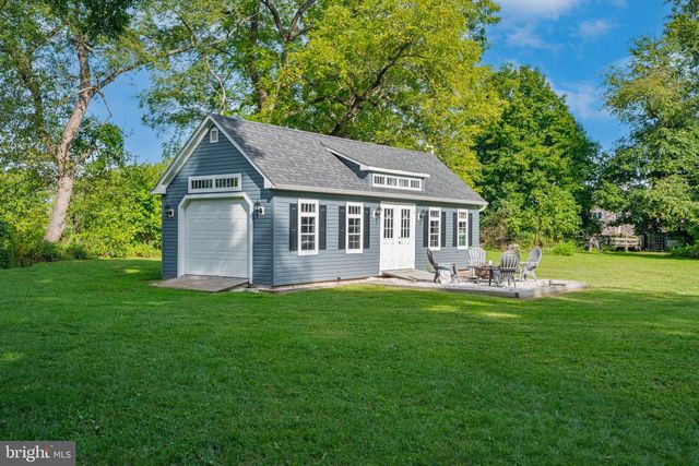 73 DO JAN DR, Pottstown, PA 19465