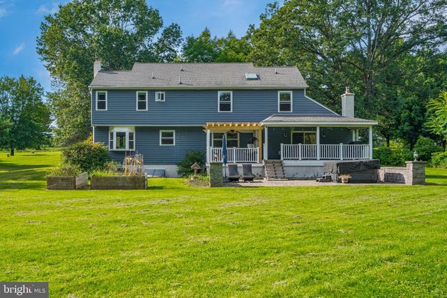 73 DO JAN DR, Pottstown, PA 19465