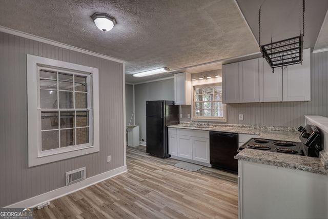 100 Cabriolet Trail, Mcdonough, GA 30253