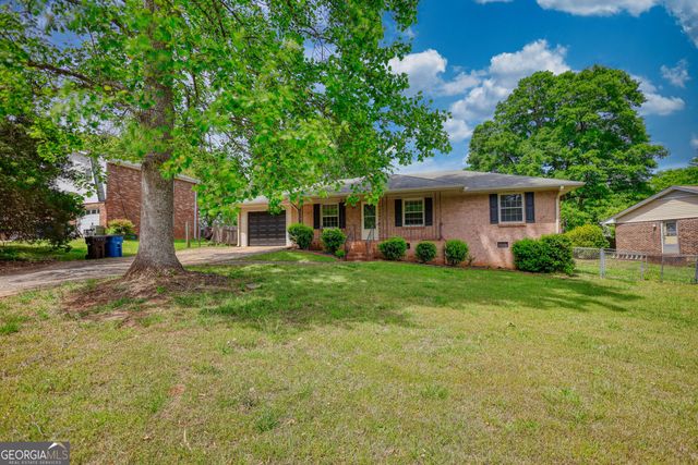 100 Cabriolet Trail, Mcdonough, GA 30253
