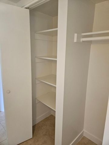 2520 N 46th Street 5, Phoenix, AZ 85008