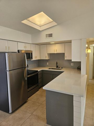 2520 N 46th Street 5, Phoenix, AZ 85008