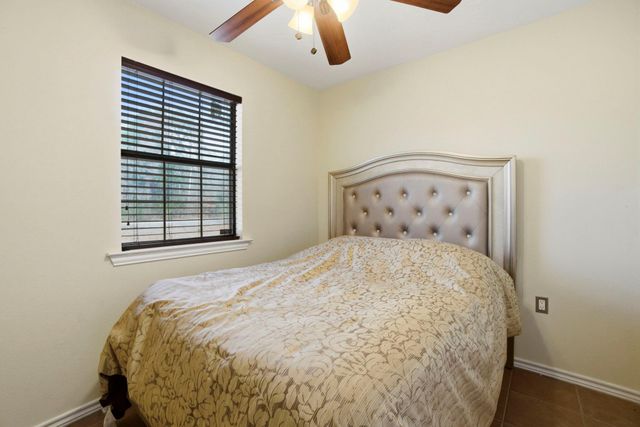 90 Roatan, Point Blank, TX 77364