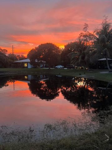 180 Elaine Road, West Palm Beach, FL 33415