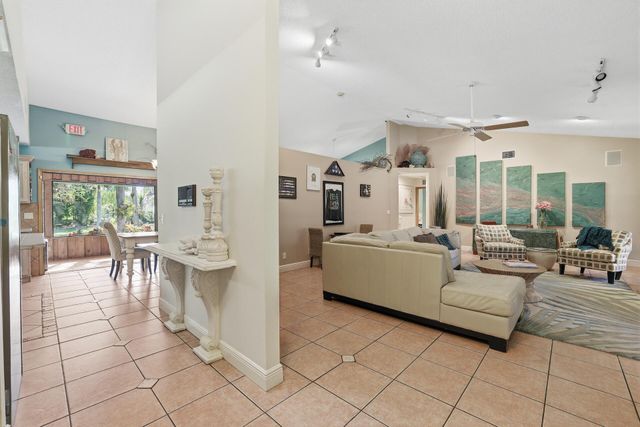 180 Elaine Road, West Palm Beach, FL 33415