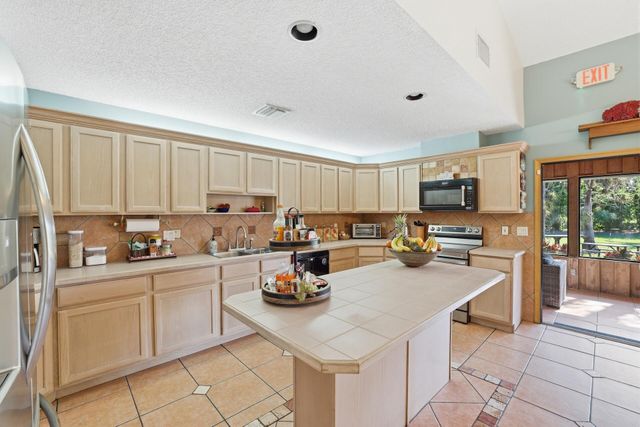180 Elaine Road, West Palm Beach, FL 33415