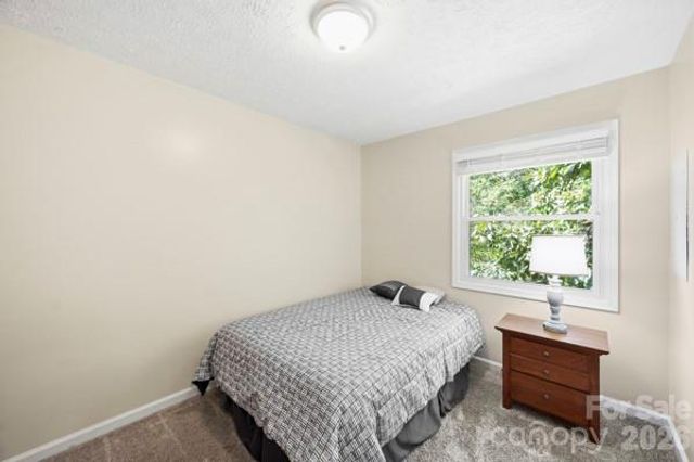 5907 Scots Bluff Drive, Charlotte, NC 28227