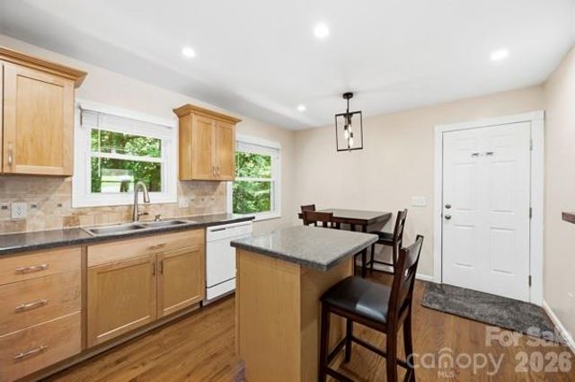 5907 Scots Bluff Drive, Charlotte, NC 28227