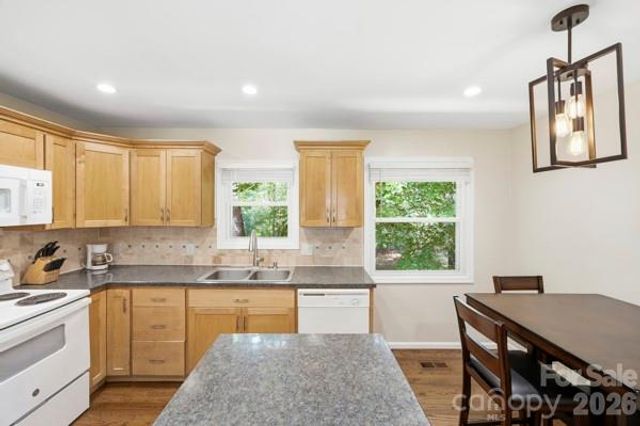 5907 Scots Bluff Drive, Charlotte, NC 28227