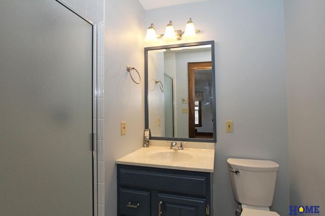 2941 Jackson Drive, Lincoln, NE 68502