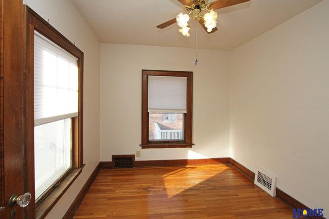 2941 Jackson Drive, Lincoln, NE 68502