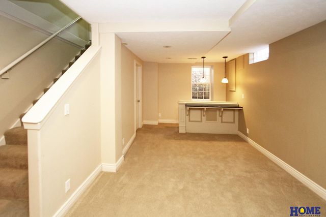 2941 Jackson Drive, Lincoln, NE 68502