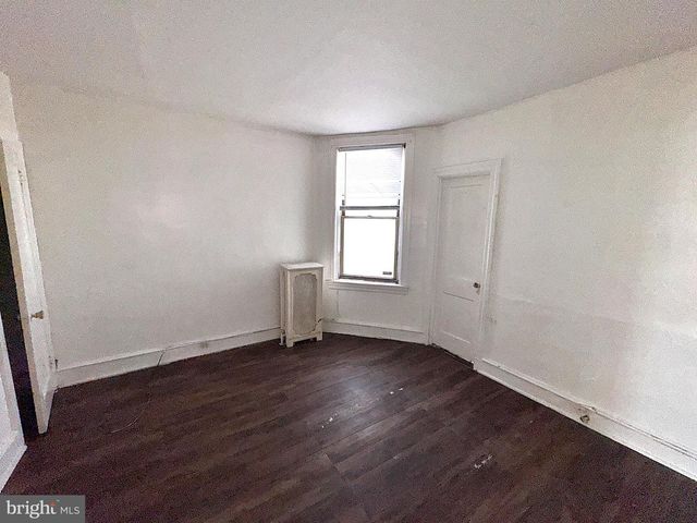 5403 LEBANON AVE, Philadelphia, PA 19131