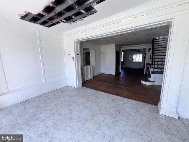 5403 LEBANON AVE, Philadelphia, PA 19131