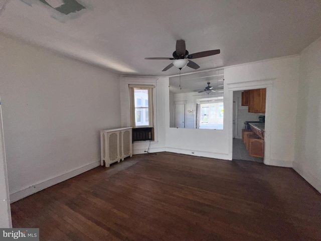 5403 LEBANON AVE, Philadelphia, PA 19131