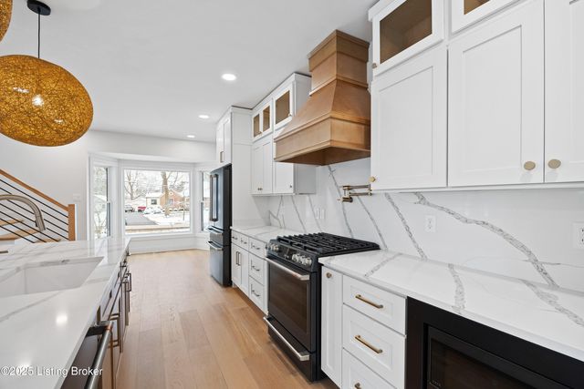 400 Wood Rd, Louisville, KY 40222