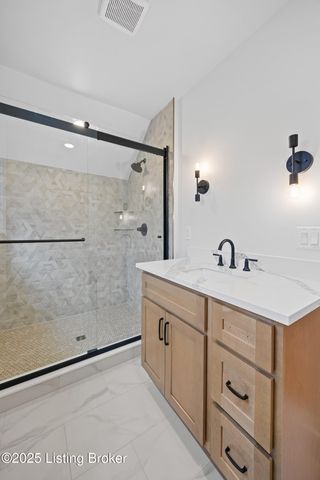 400 Wood Rd, Louisville, KY 40222