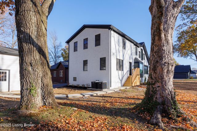 400 Wood Rd, Louisville, KY 40222