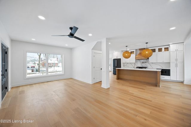 400 Wood Rd, Louisville, KY 40222