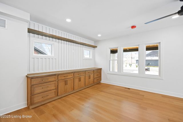 400 Wood Rd, Louisville, KY 40222