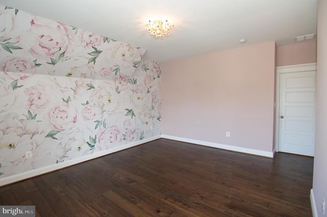 204 BATTLE ST SW, Vienna, VA 22180